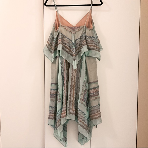 NWOT BCBG MaxAzria Paisley Dress - Picture 2 of 4